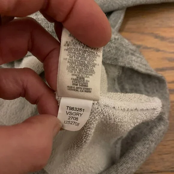 THE GREAT The V neck sweatshirt/nice cond/L - Picture 8 of 8